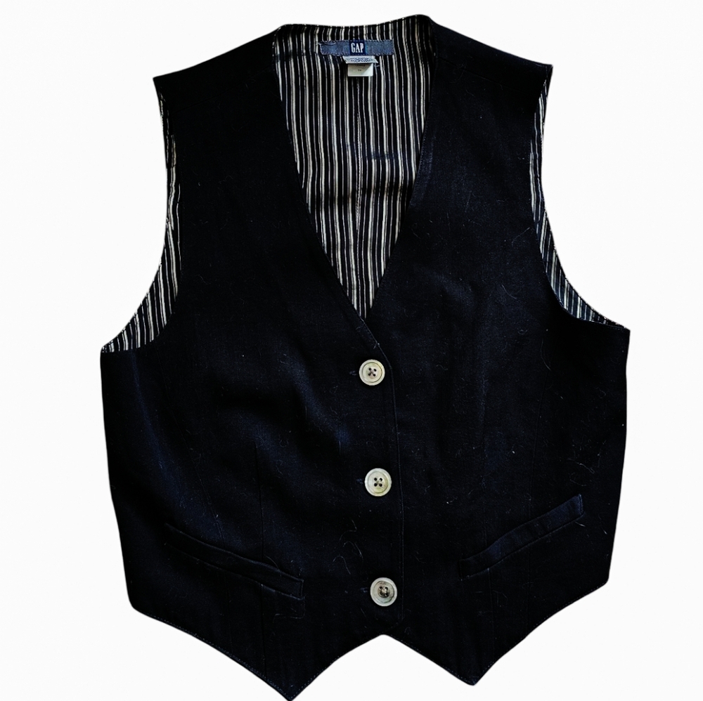 Gap Cropped Black Vest - CUTE Dress Up or Down